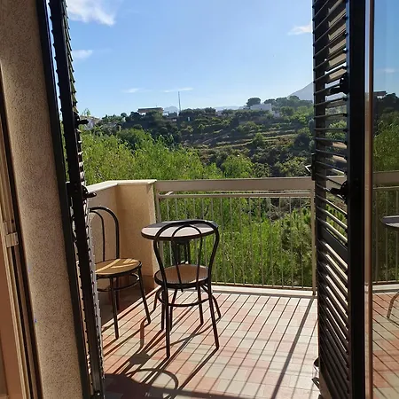 Nika Holiday Home Casteldaccia Exterior photo